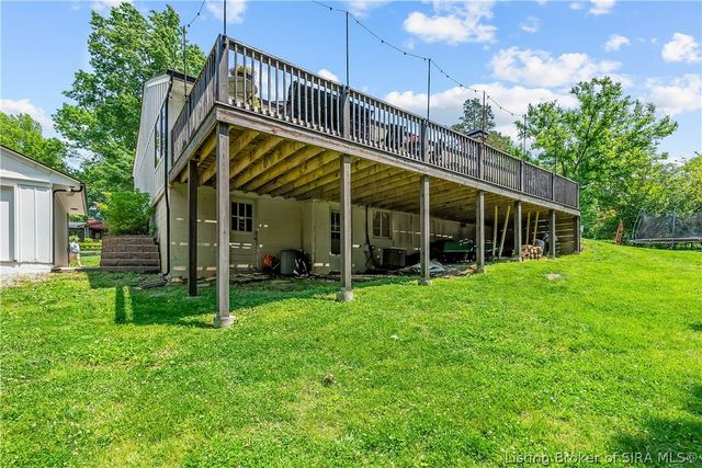 1611 Woodland Road, New Albany, IN 47150