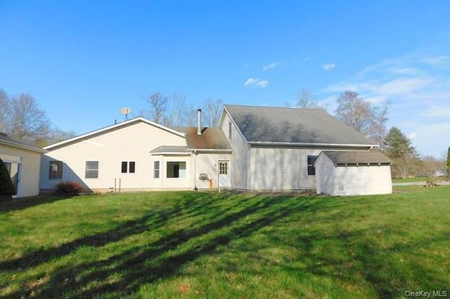 1036 Benjamin Van Keuren Drive, Pine Bush, NY 12566