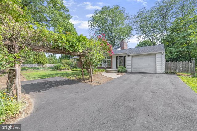 706 MOREDON RD, Jenkintown, PA 19046
