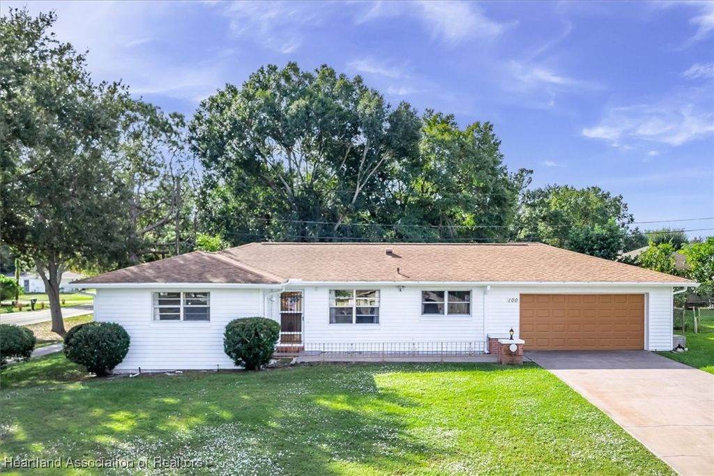 100 Lemon Road NW, Lake Placid, FL 33852