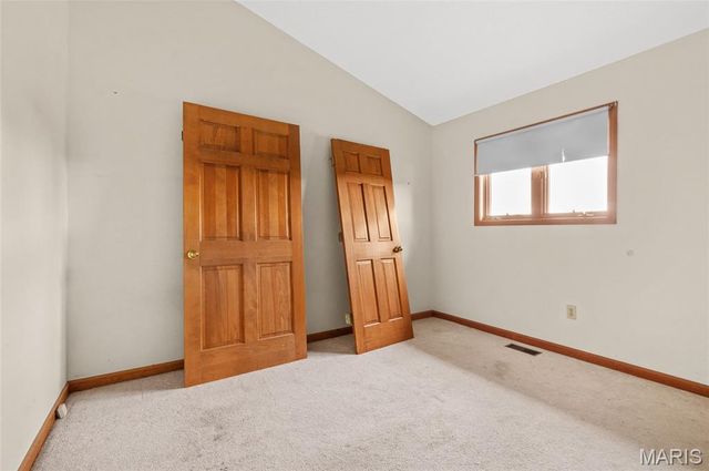 2718 Bryden, Alton, IL 62002