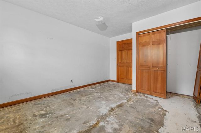 2718 Bryden, Alton, IL 62002