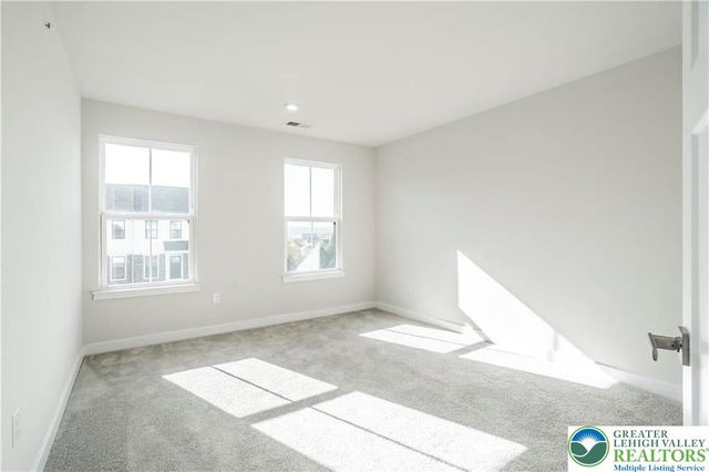 1022 Watson Court, Upper Macungie Twp, PA 18051