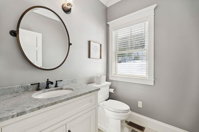 18 Bay Ridge Drive, Meredith, NH 03253