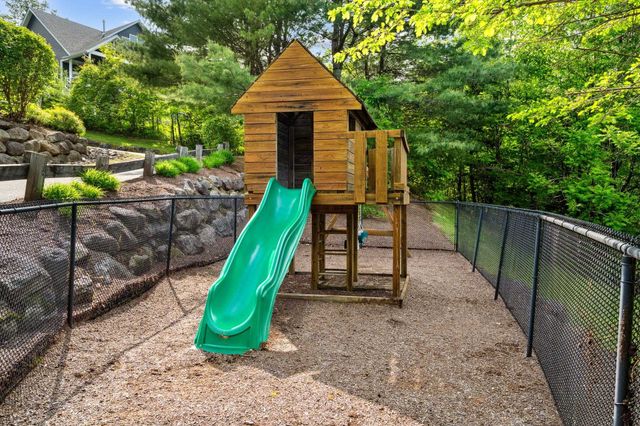 18 Bay Ridge Drive, Meredith, NH 03253