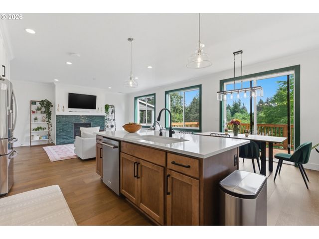 1332 Nw 116TH Ave, Portland, OR 97229