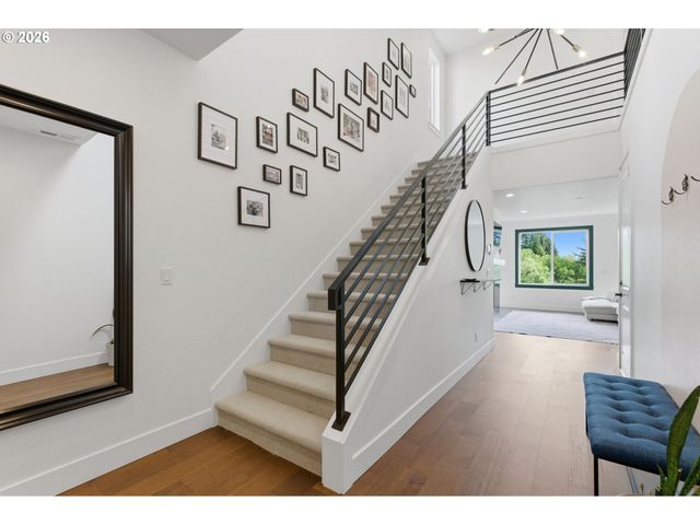 1332 Nw 116TH Ave, Portland, OR 97229