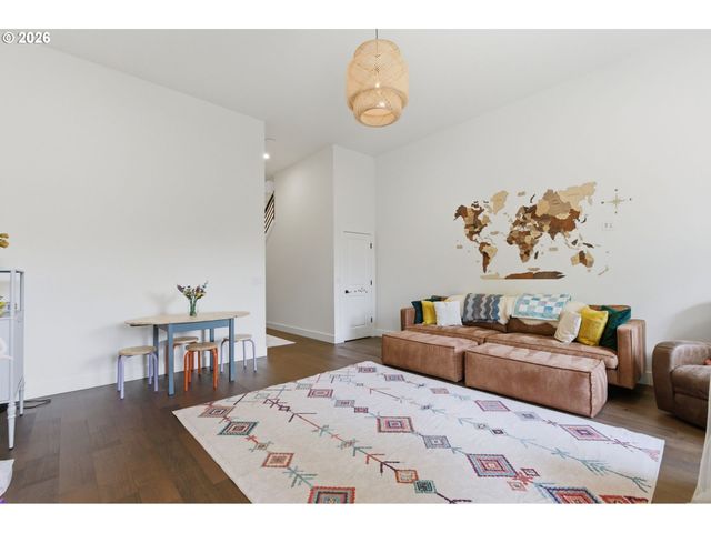 1332 Nw 116TH Ave, Portland, OR 97229
