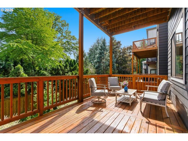 1332 Nw 116TH Ave, Portland, OR 97229