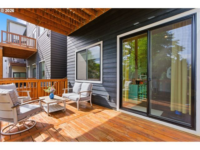 1332 Nw 116TH Ave, Portland, OR 97229