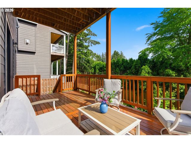 1332 Nw 116TH Ave, Portland, OR 97229