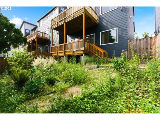 1332 Nw 116TH Ave, Portland, OR 97229