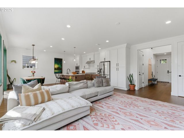 1332 Nw 116TH Ave, Portland, OR 97229