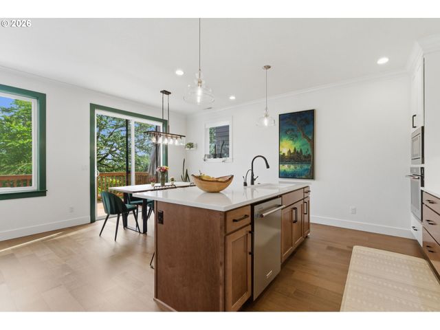 1332 Nw 116TH Ave, Portland, OR 97229