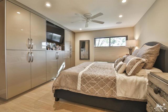 72550 Rolling Knoll Drive, Palm Desert, CA 92260