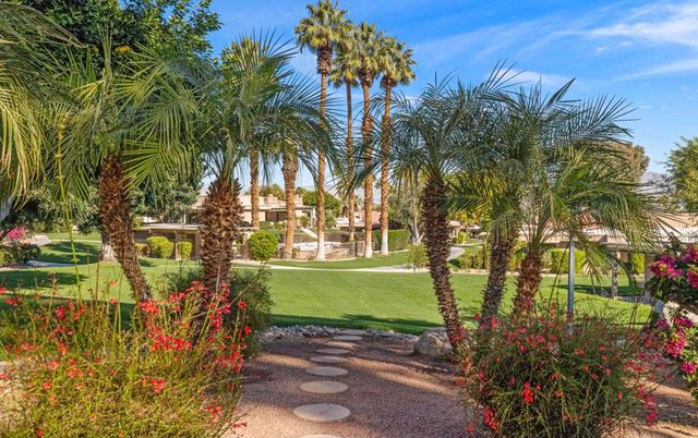 72550 Rolling Knoll Drive, Palm Desert, CA 92260