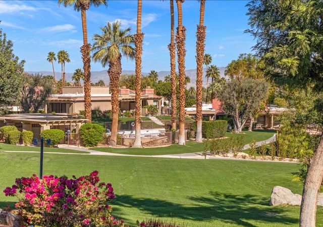 72550 Rolling Knoll Drive, Palm Desert, CA 92260