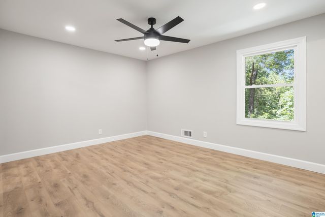 131 FOREST DRIVE, Warrior, AL 35180