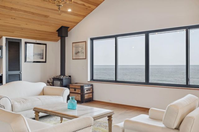 1681 Ocean Boulevard, Rye, NH 03870