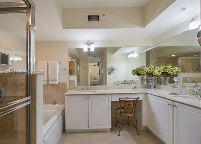7622 SW 102nd Street 120, Pinecrest, FL 33156