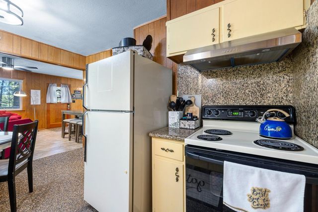 41842 Black Oak Way, Shaver Lake, CA 93664