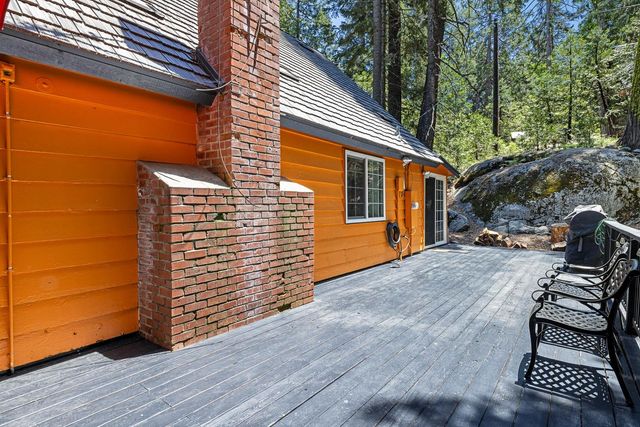 41842 Black Oak Way, Shaver Lake, CA 93664