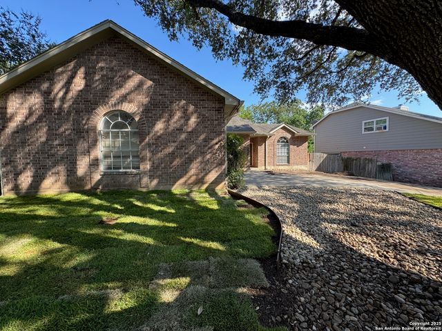 5922 Spring Buck, San Antonio, TX 78247