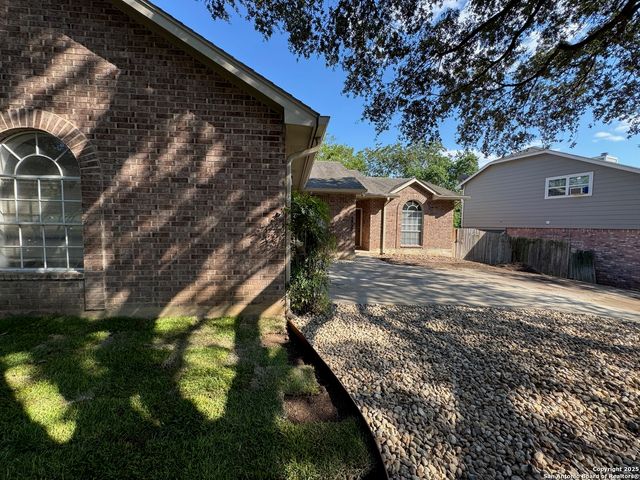 5922 Spring Buck, San Antonio, TX 78247