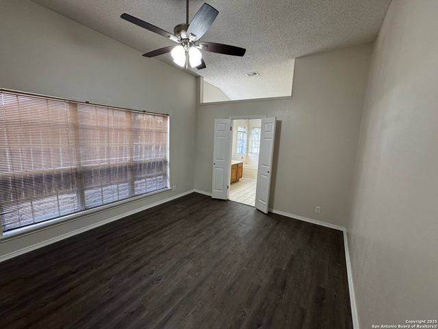 5922 Spring Buck, San Antonio, TX 78247