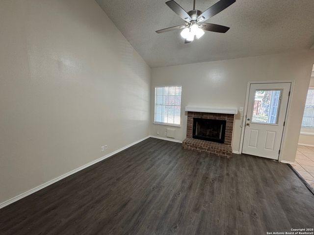 5922 Spring Buck, San Antonio, TX 78247