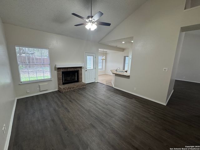 5922 Spring Buck, San Antonio, TX 78247