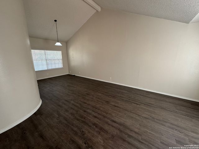 5922 Spring Buck, San Antonio, TX 78247