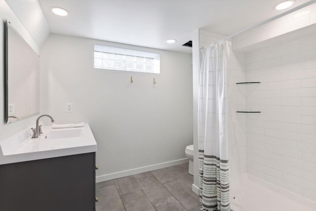 953 17th Avenue SE, Minneapolis, MN 55414