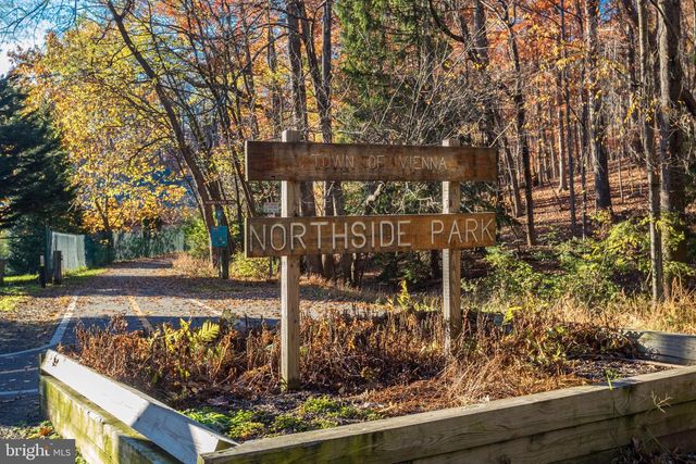 408 COUNCIL DR NE, Vienna, VA 22180