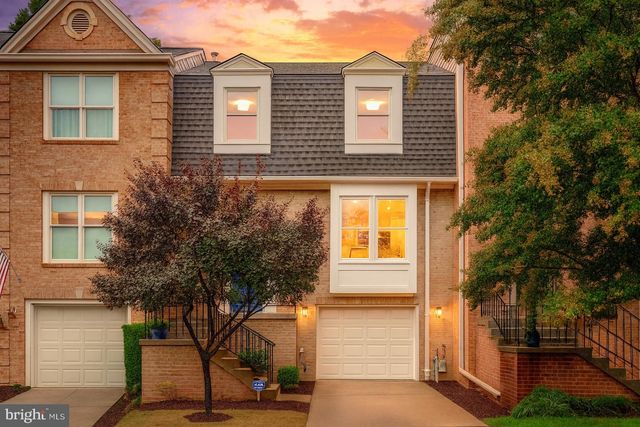 408 COUNCIL DR NE, Vienna, VA 22180