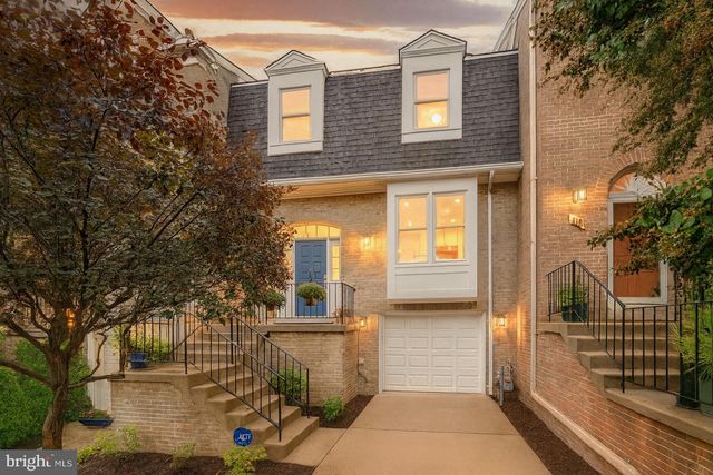 408 COUNCIL DR NE, Vienna, VA 22180