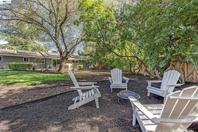 607 607 Brookside Dr, Danville, CA 94526