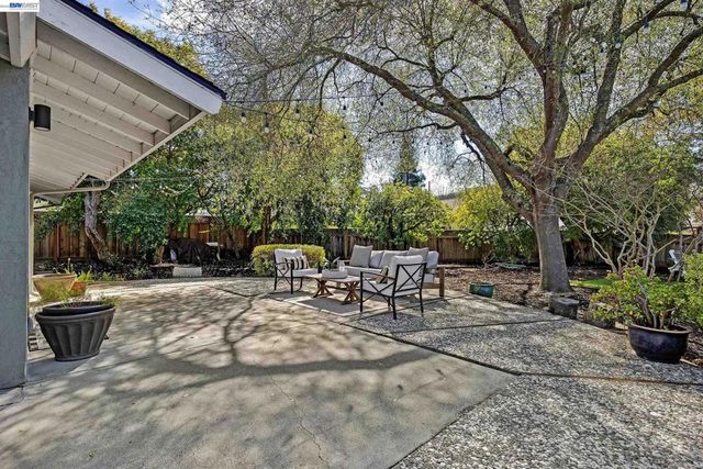 607 607 Brookside Dr, Danville, CA 94526