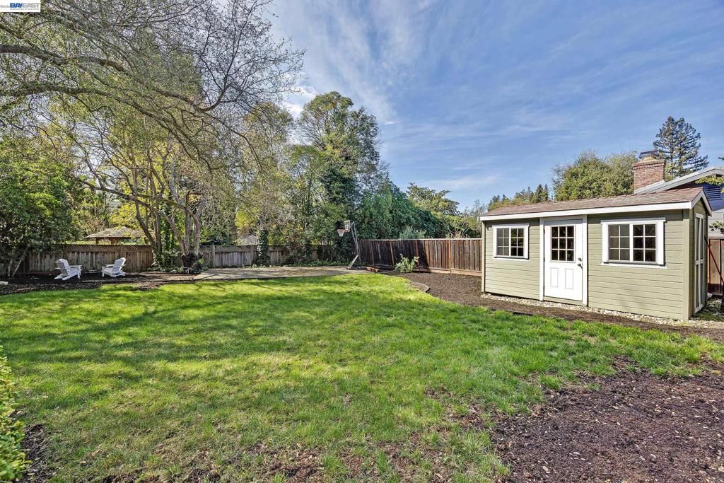 Image 38 of property listing at 607 607 Brookside Dr, Danville, CA 94526