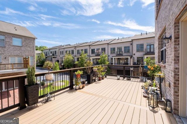 1034 East Paces Chas NE, Atlanta, GA 30326