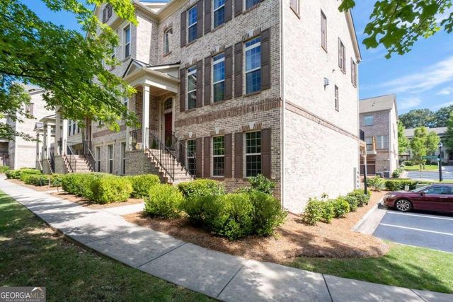 1034 East Paces Chas NE, Atlanta, GA 30326