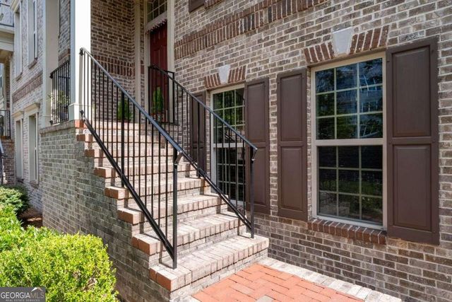 1034 East Paces Chas NE, Atlanta, GA 30326
