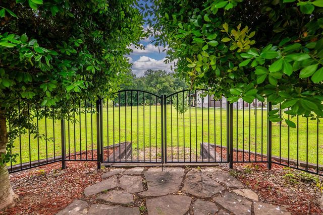 36 Valley Meadows Drive, Greenbrier, AR 72058