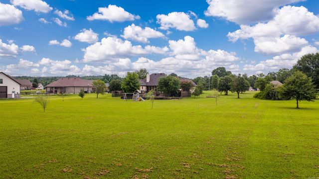 36 Valley Meadows Drive, Greenbrier, AR 72058