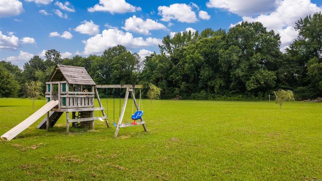 36 Valley Meadows Drive, Greenbrier, AR 72058