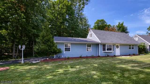 28 Ferndale Rd, Wayne Twp., NJ 07470