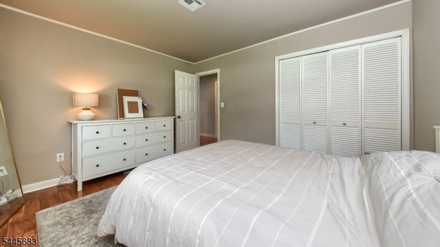 28 Ferndale Rd, Wayne Twp., NJ 07470