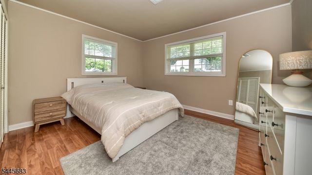 28 Ferndale Rd, Wayne Twp., NJ 07470