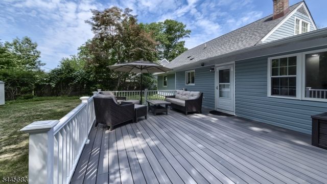 28 Ferndale Rd, Wayne Twp., NJ 07470