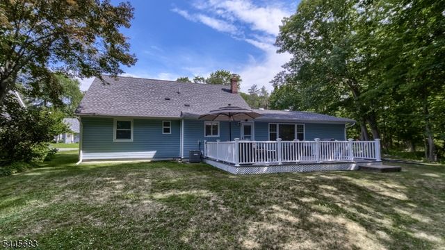 28 Ferndale Rd, Wayne Twp., NJ 07470